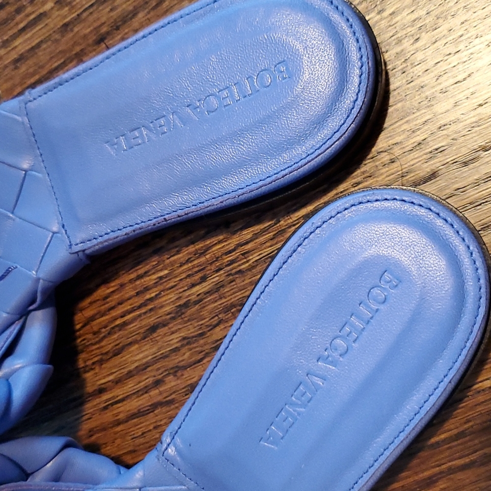 Bottega Veneta Lido Flat Sandals - Size 38 (US 8) NWOT - Picture 7 of 9